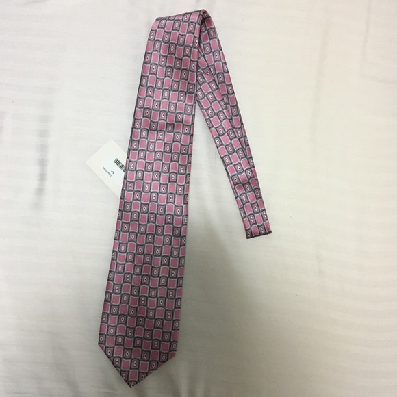 Other - Italian Men's Pink Tie 100% Silk